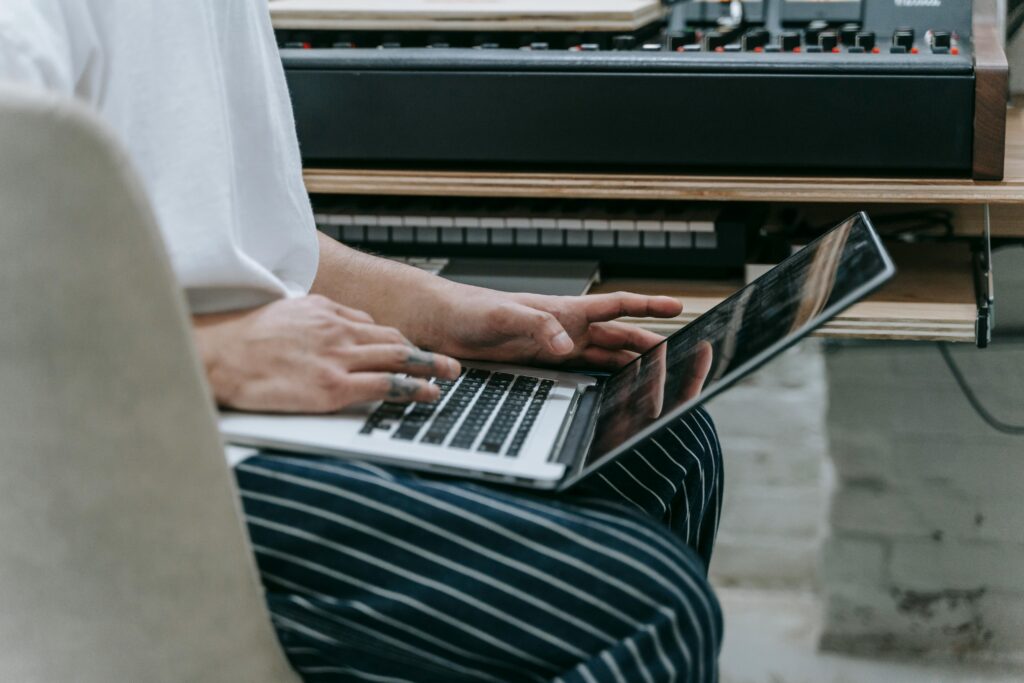 Submit Music News to Press Noise: The Ultimate Guide for Musicians and Artists